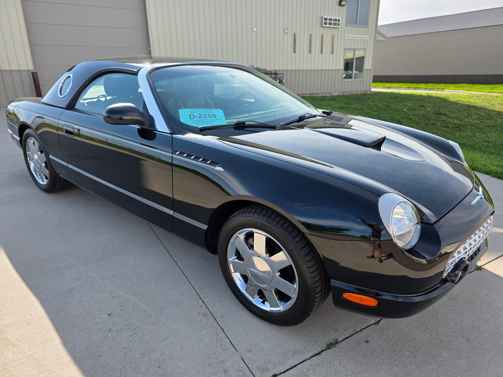 2002 FORD THUNDERBIRD