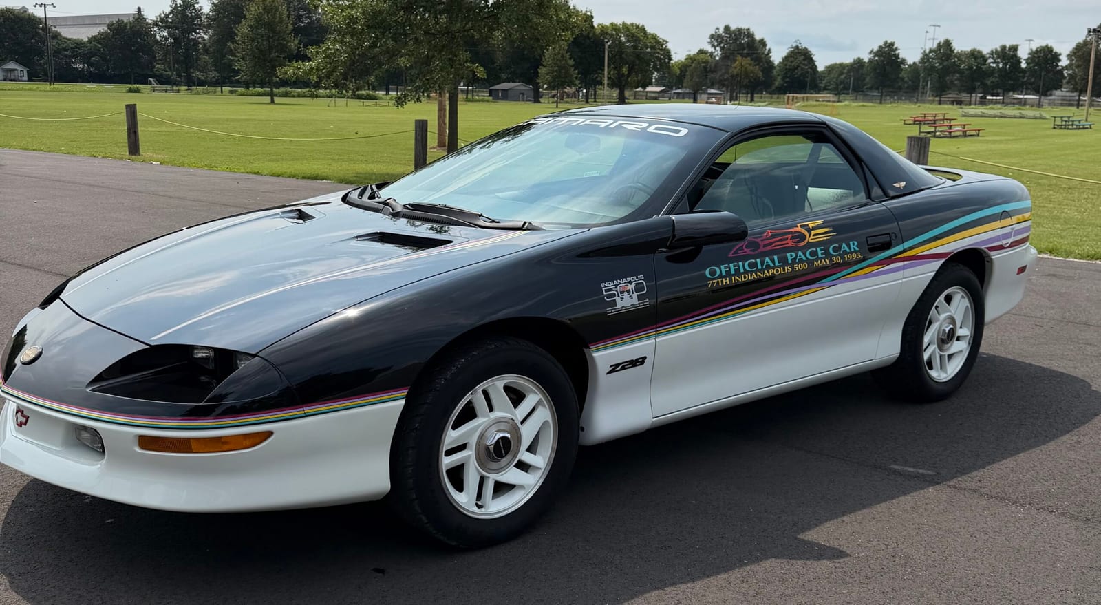 1993 Chevrolet Camaro, photo 1