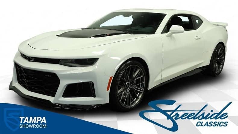 2023 Chevrolet Camaro, photo 1