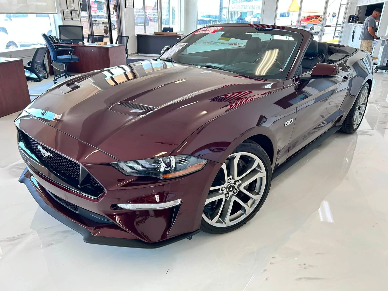2018 Ford Mustang, photo 1