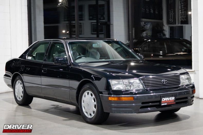 1997 Toyota Celsior, photo 1
