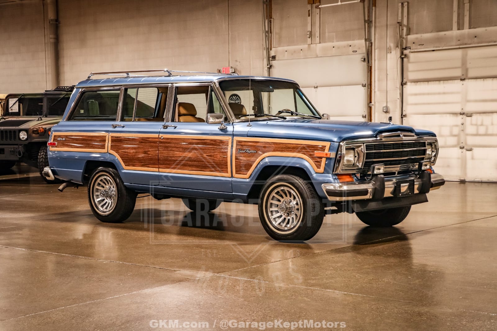 1987 Jeep Grand Wagoneer, photo 1