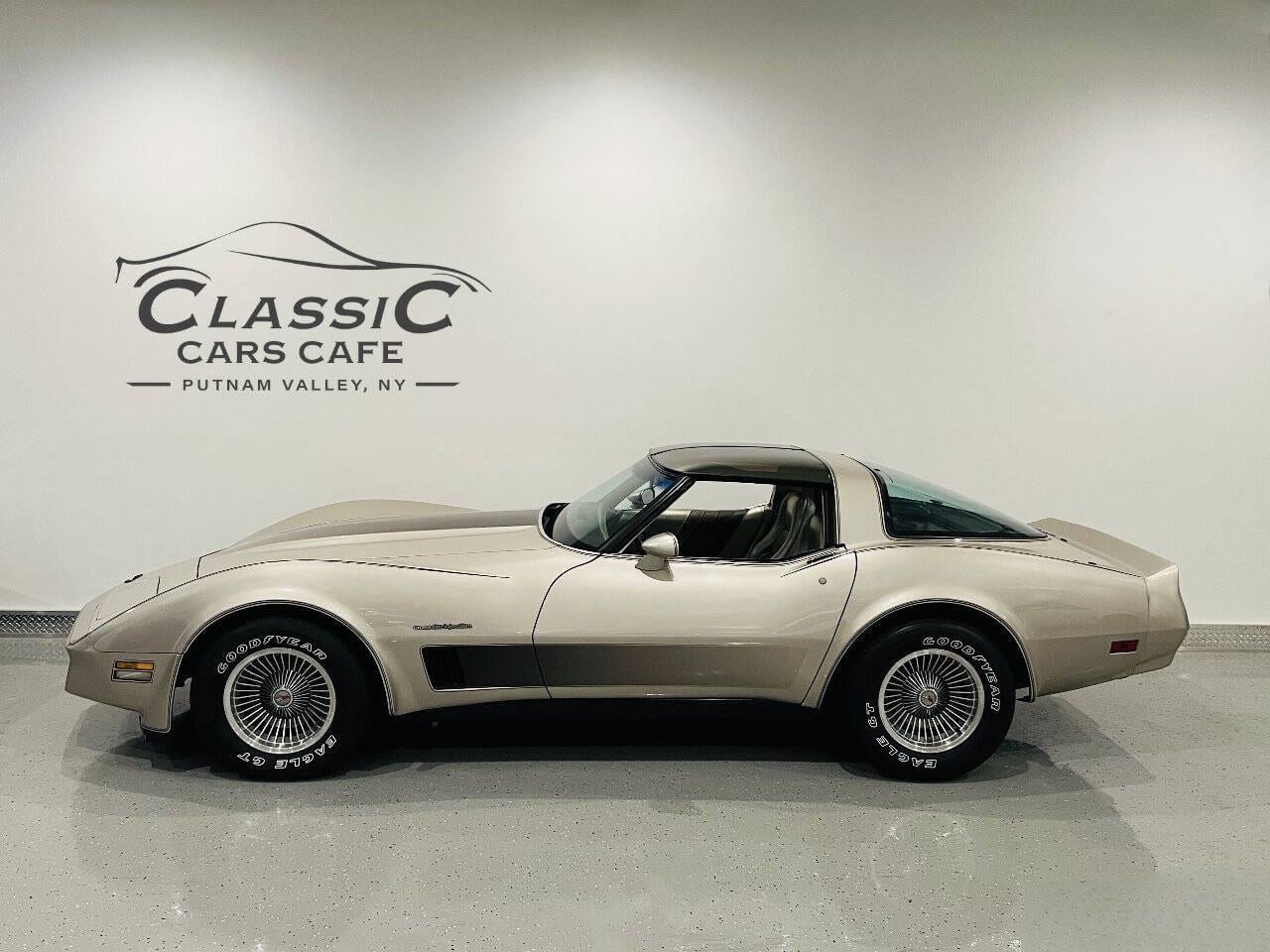 1982 Chevrolet Corvette Base