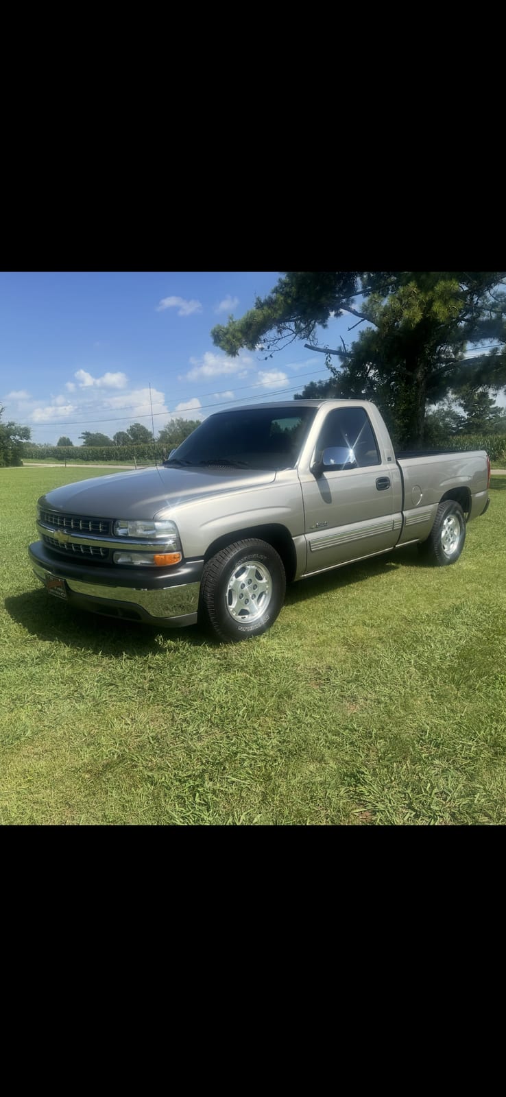 2002 Chevrolet Silverado, photo 1
