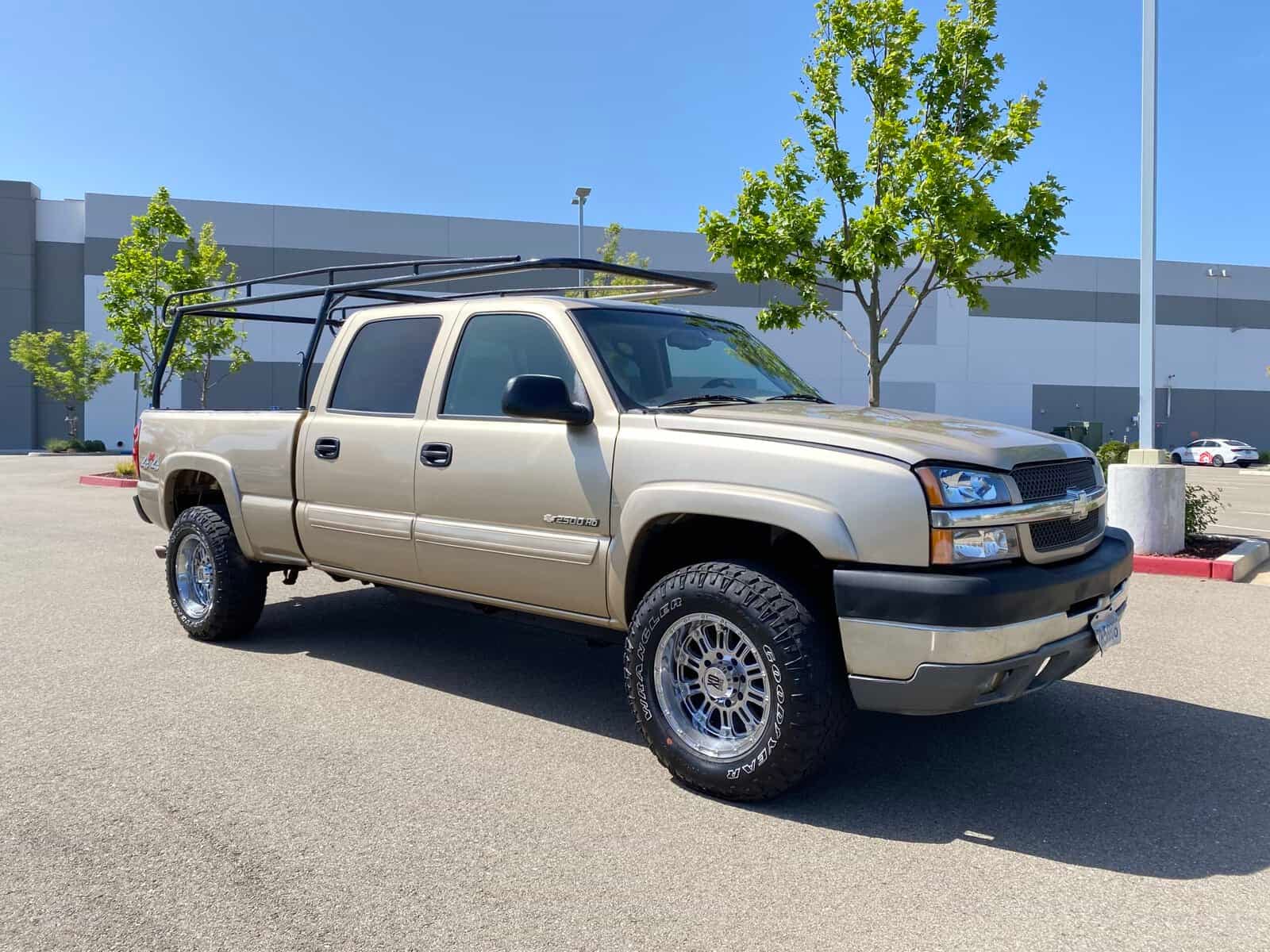 2004 Chevrolet Silverado 2500, photo 1