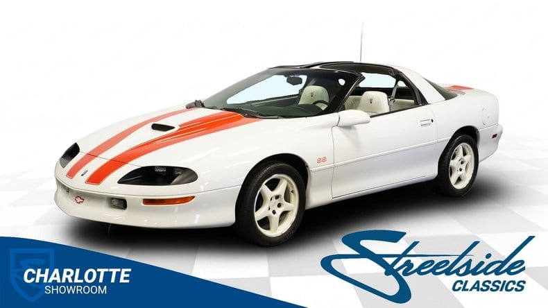 1997 Chevrolet Camaro, photo 1