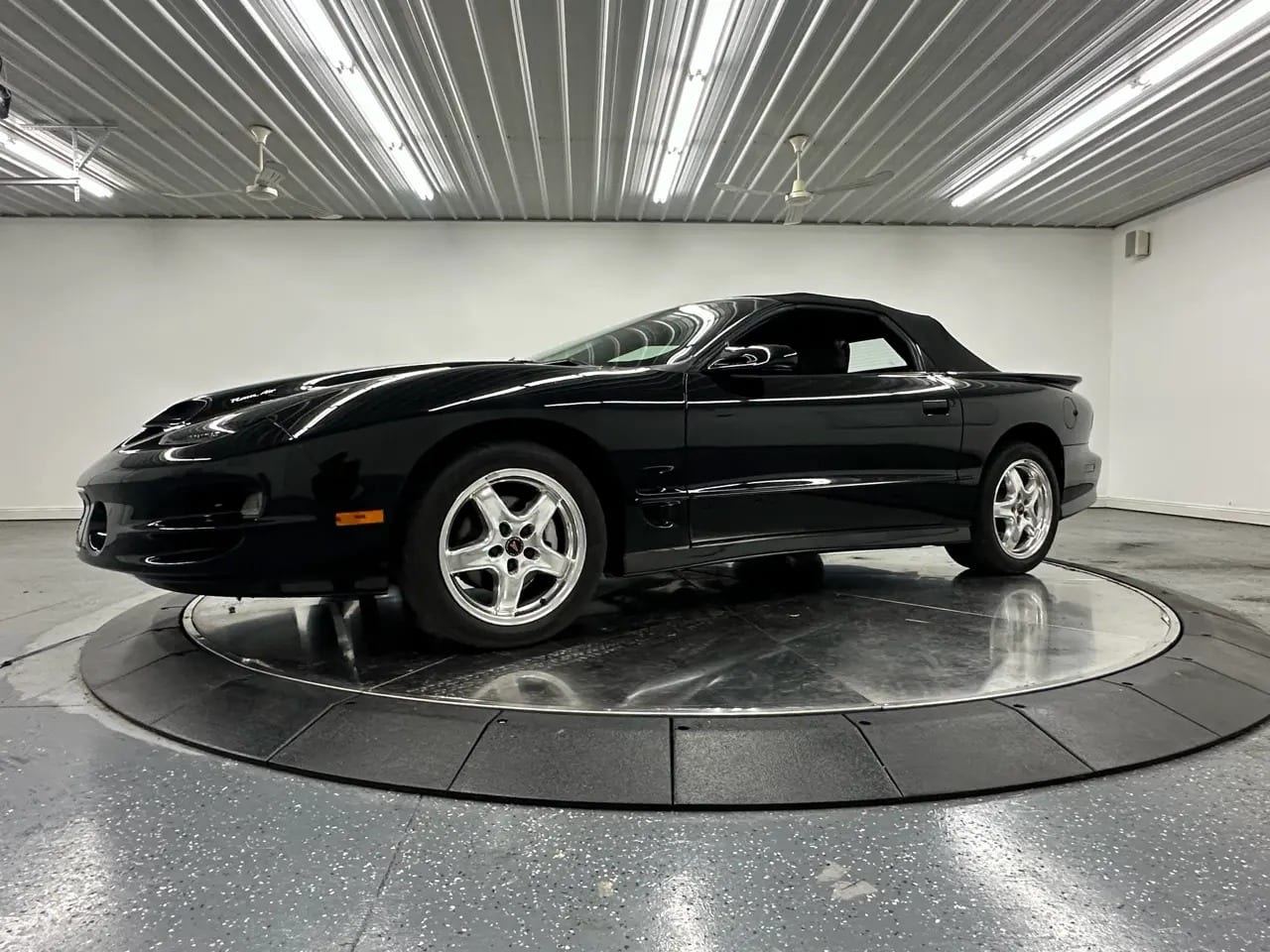 2002 Pontiac Trans Am, photo 1