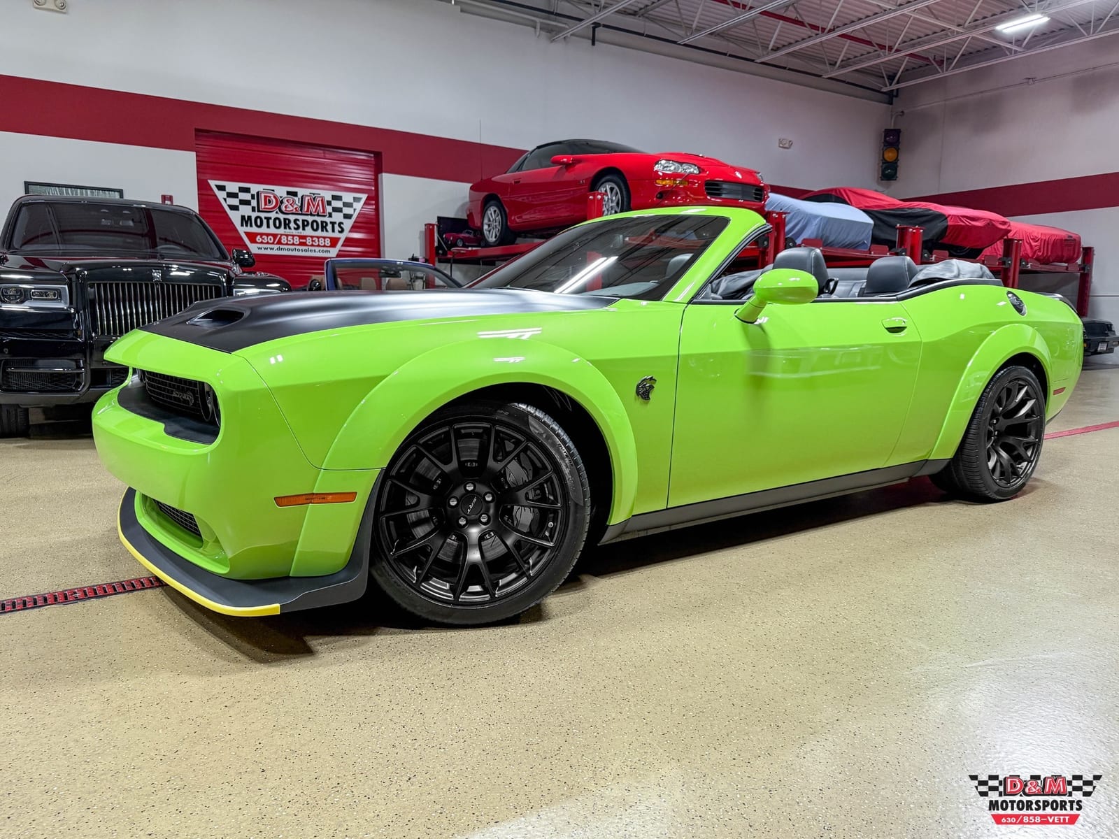 2023 Dodge Challenger, photo 1
