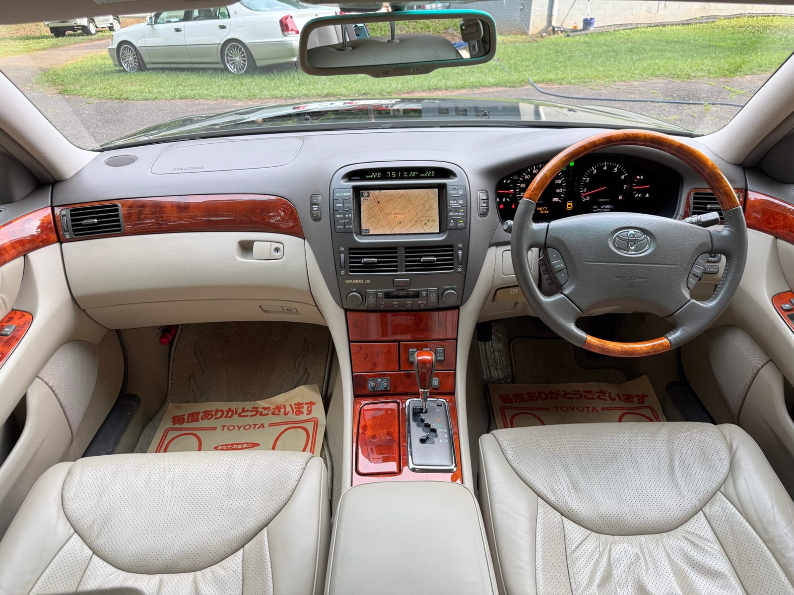 2000 Toyota Celsior, photo 12