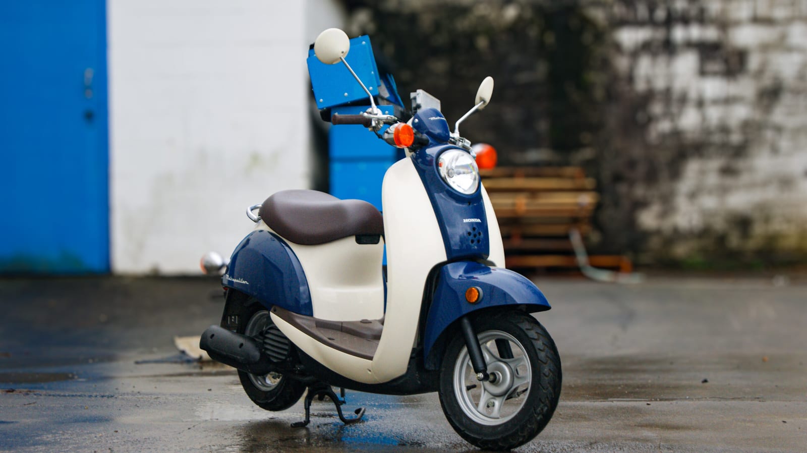 2002 Honda Mirage, photo 1