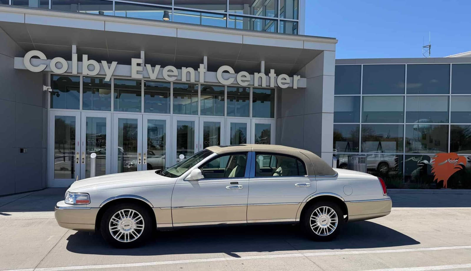 2006 Lincoln Town Car, photo 1