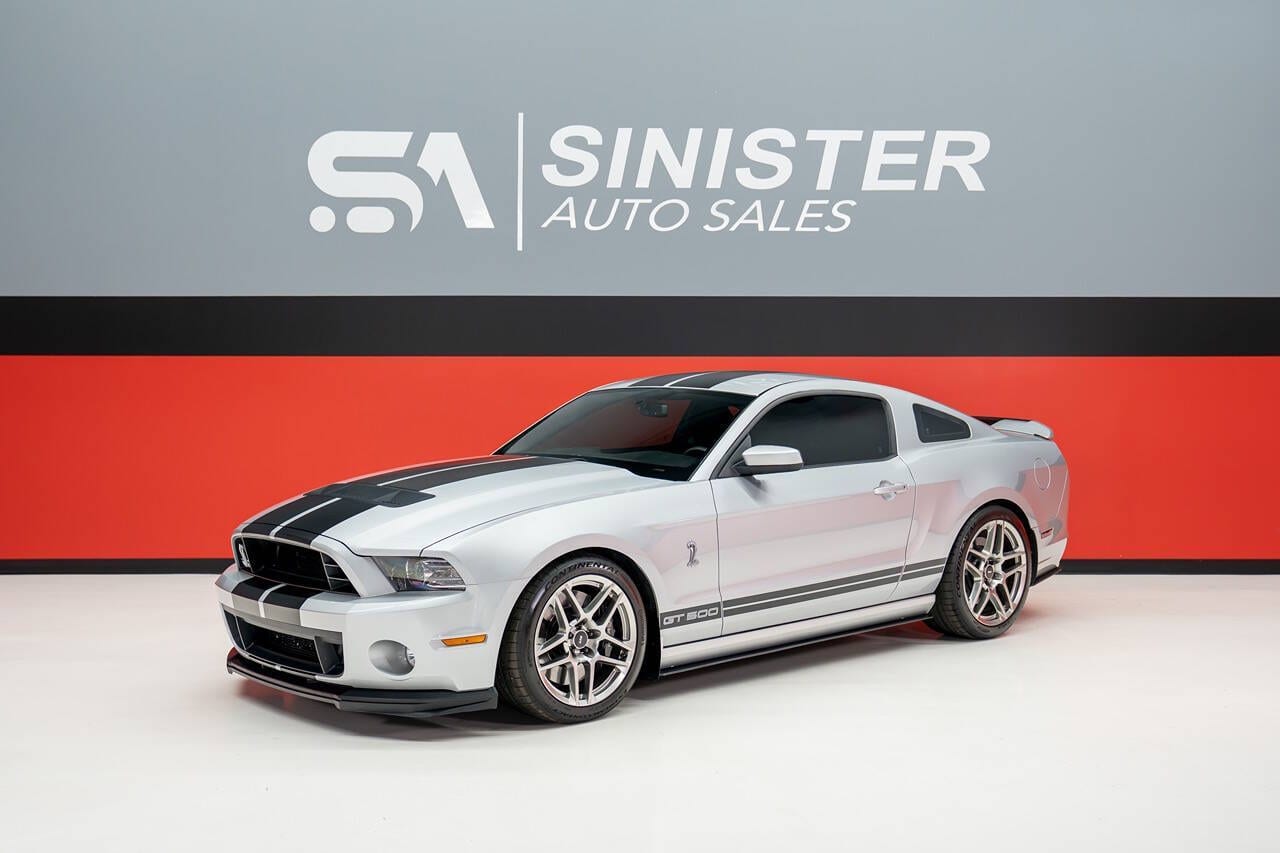 2013 Ford Shelby GT500 Base