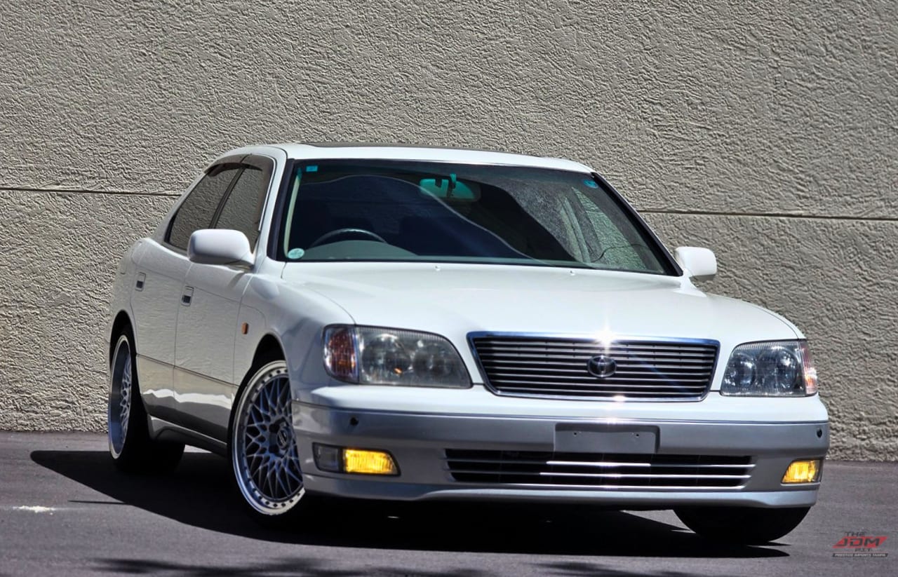 1999 Toyota Celsior, photo 1