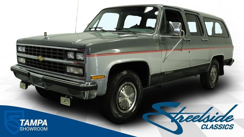 1990 Chevrolet Suburban, photo 1