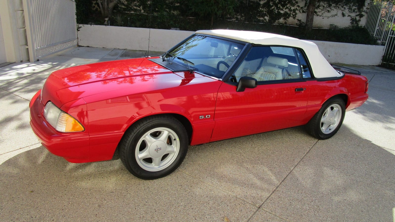 1993 Ford Mustang, photo 1