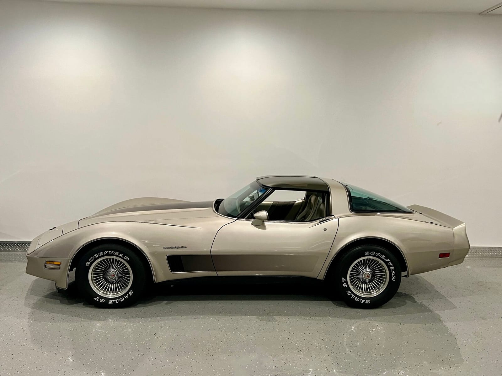 1982 Chevrolet Corvette, photo 1