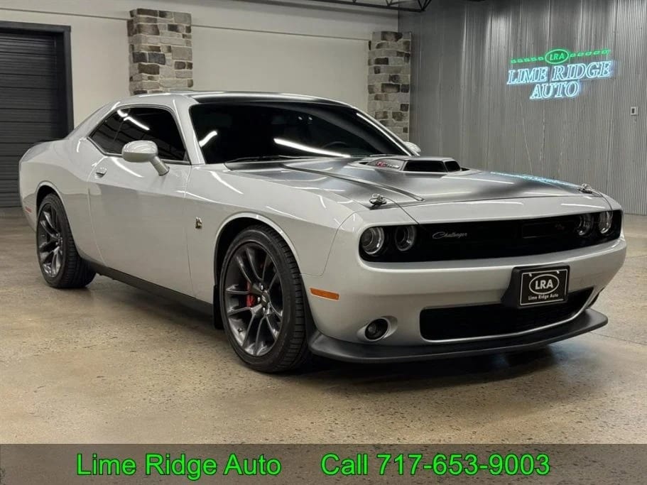 2021 Dodge Challenger, photo 1