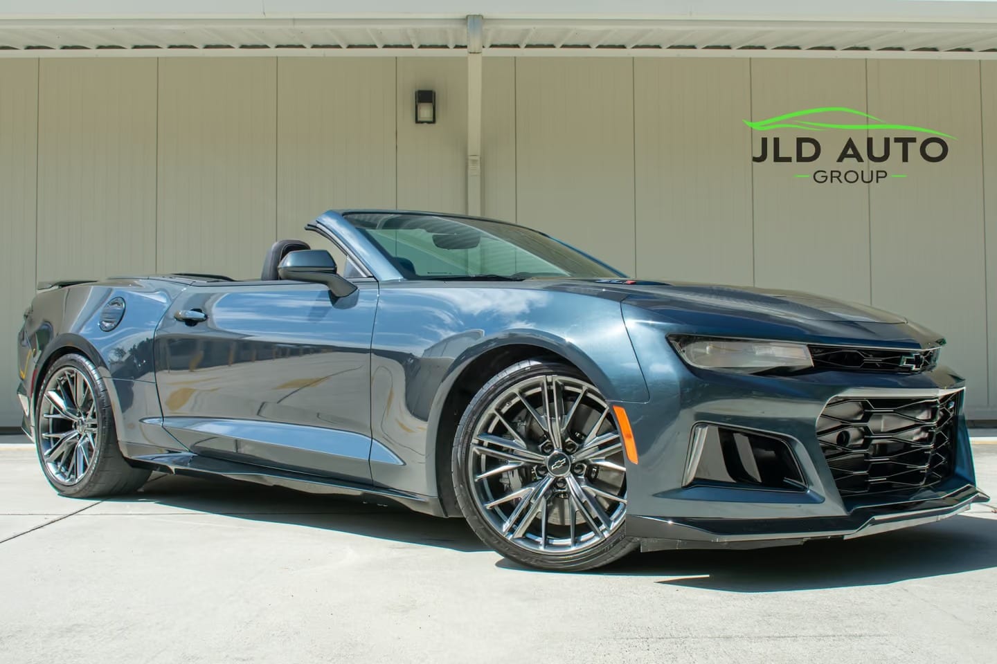 2023 Chevrolet Camaro, photo 1