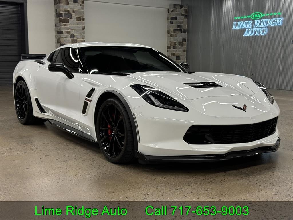 2017 Chevrolet Corvette, photo 1