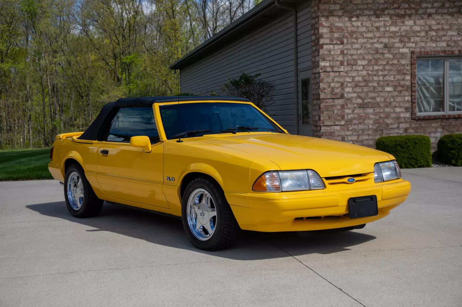1993 Ford Mustang, photo 1